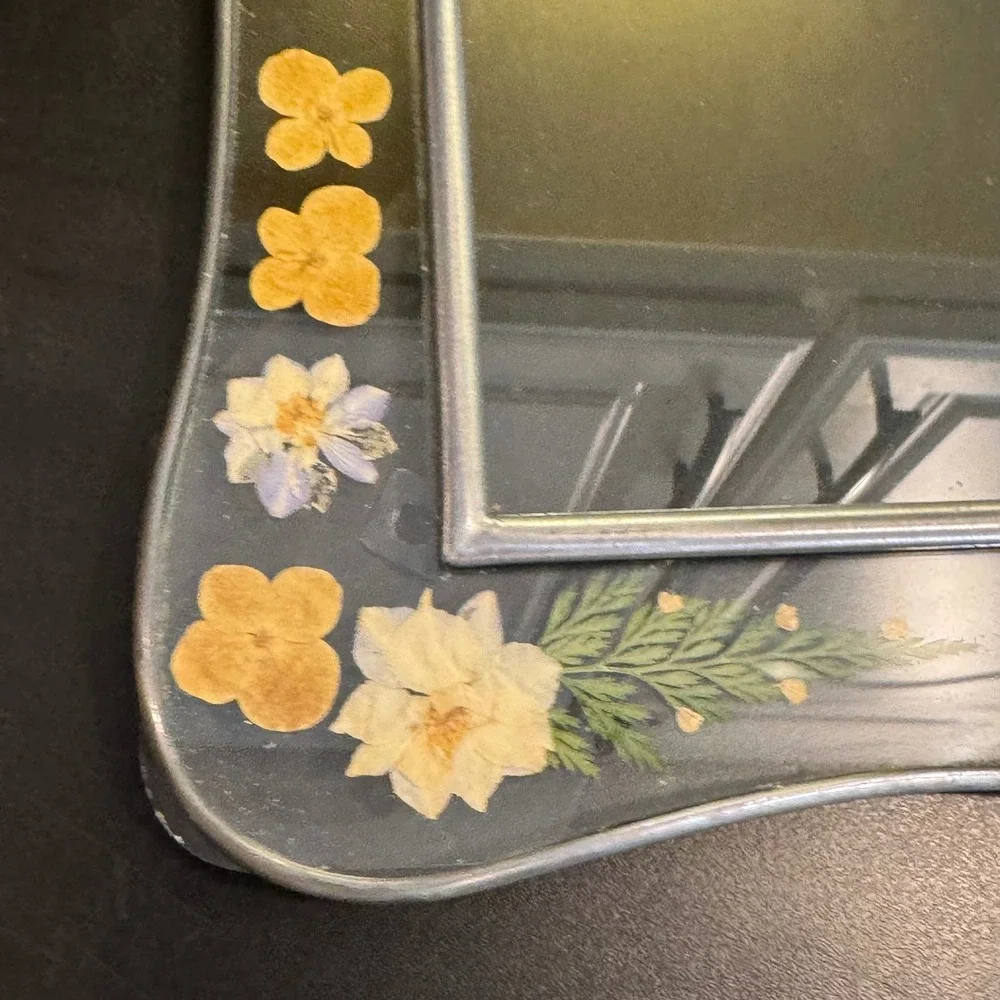 Picture Frame Clear Silver Pressed Dried Flower Scalloped Glass Botanical